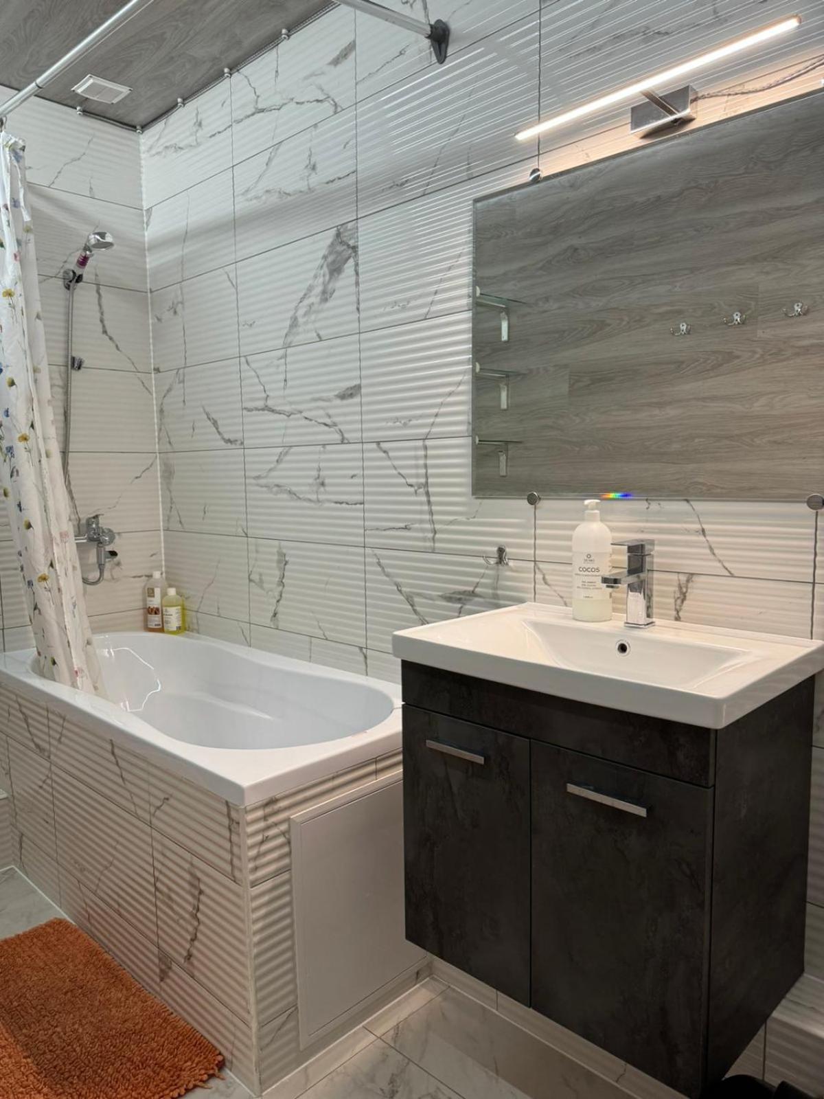 Luxury Apartament In צ'יסינאו מראה חיצוני תמונה